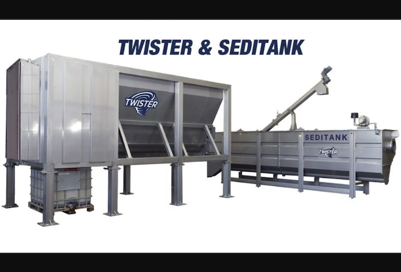 The TWISTER De-packager & Separator allows to separate packaging from food or other organic material.